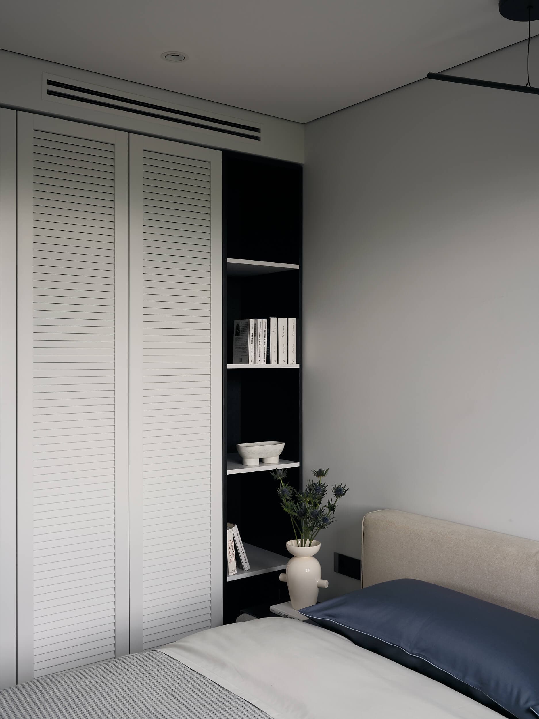 Sailing Bedroom Closup